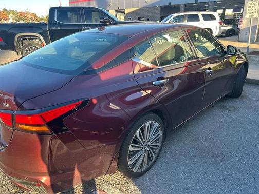 2023 Nissan Altima 2.5 SL