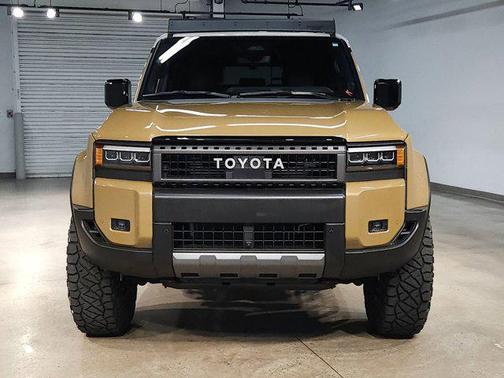 Trail Dust/Gray Scape 2025 Toyota Land Cruiser Base