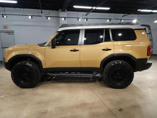 Trail Dust/Gray Scape 2025 Toyota Land Cruiser Base