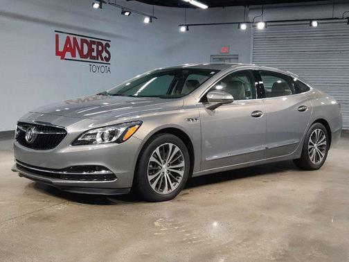 2017 Buick LaCrosse Essence