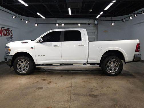 2022 RAM 2500 Laramie Crew Cab 4x4 6'4' Box