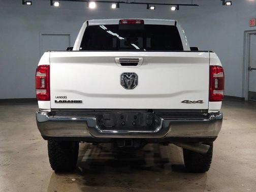 2022 RAM 2500 Laramie Crew Cab 4x4 6'4' Box