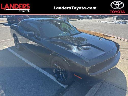 2022 Dodge Challenger SXT