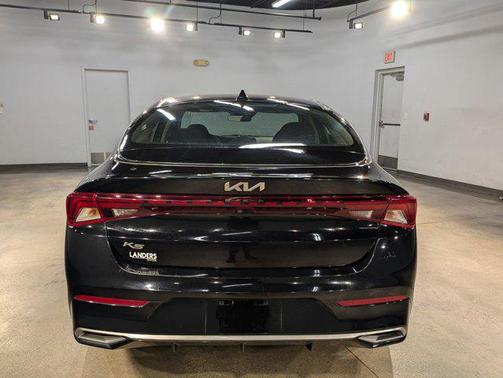 Ebony Black 2022 Kia K5 LXS