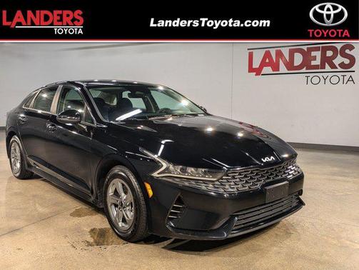Ebony Black 2022 Kia K5 LXS