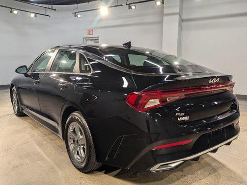 Ebony Black 2022 Kia K5 LXS