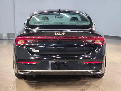 Ebony Black 2022 Kia K5 LXS