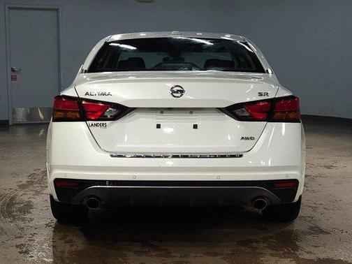 2022 Nissan Altima SR Intelligent AWD