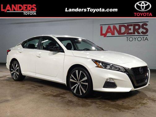 2022 Nissan Altima SR Intelligent AWD