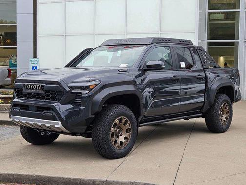 2024 Toyota Tacoma Hybrid Trailhunter Hybrid