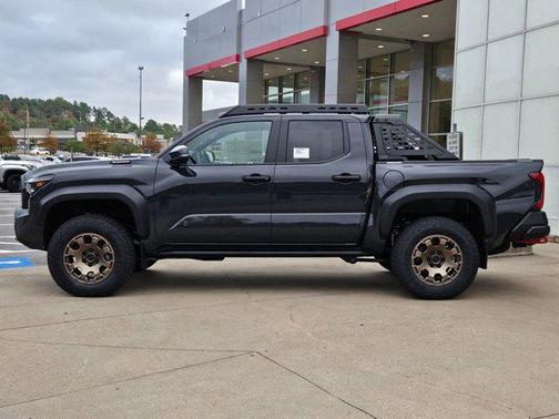 2024 Toyota Tacoma Hybrid Trailhunter Hybrid