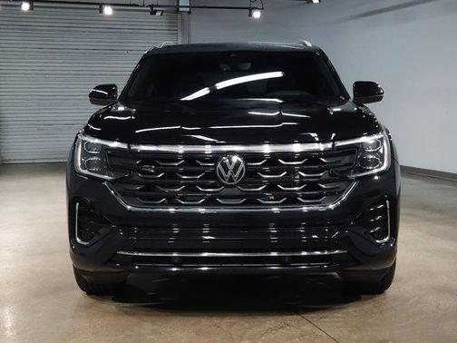 2024 Volkswagen Atlas Cross Sport 2.0T SEL