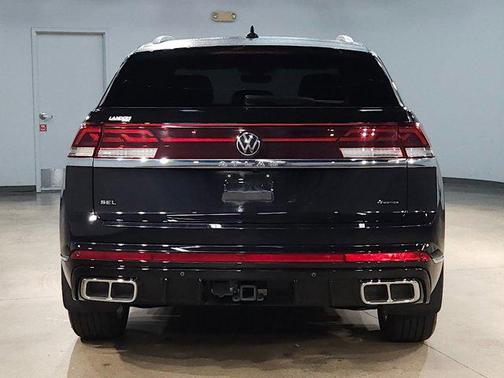 2024 Volkswagen Atlas Cross Sport 2.0T SEL