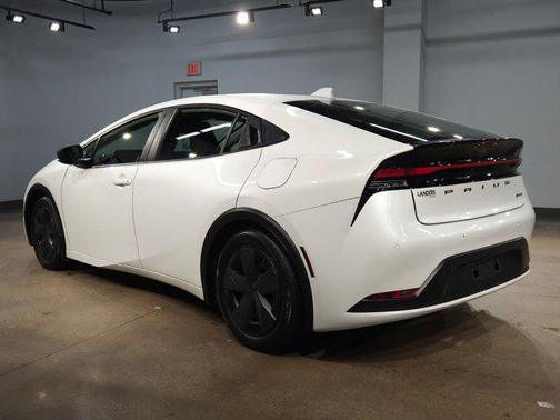 2023 Toyota Prius LE