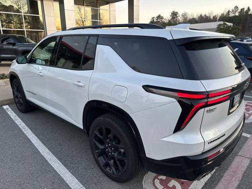 2025 Chevrolet Traverse RS