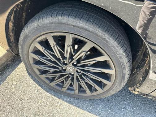 Phantom Black 2025 Hyundai SANTA FE Calligraphy