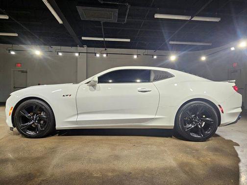 2020 Chevrolet Camaro RWD Coupe LT1