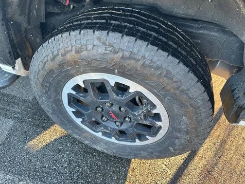 2025 Toyota 4Runner TRD Off Road Premium