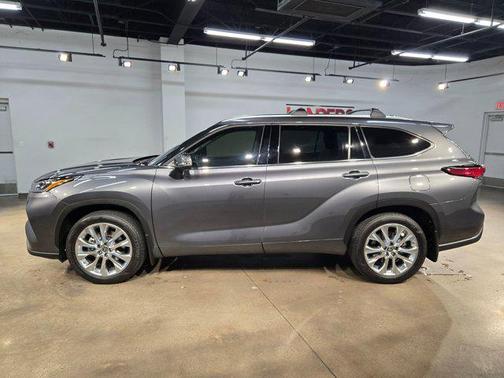 2023 Toyota Highlander Hybrid Limited