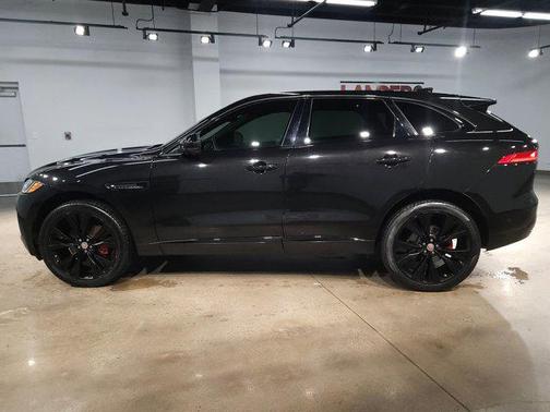 2017 Jaguar F-PACE S