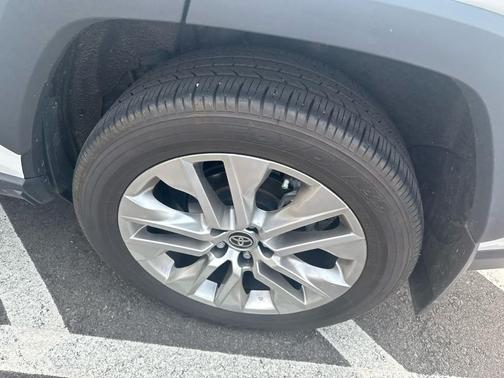 Wind Chill Pearl 2025 Toyota RAV4 Limited