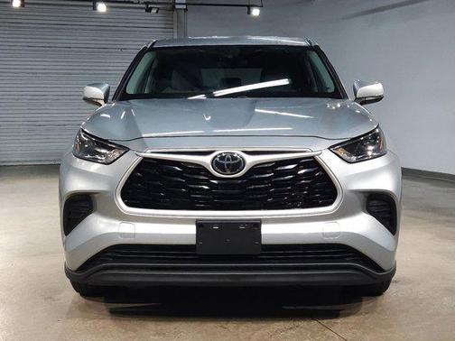 2022 Toyota Highlander L