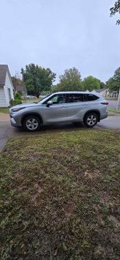 2022 Toyota Highlander L