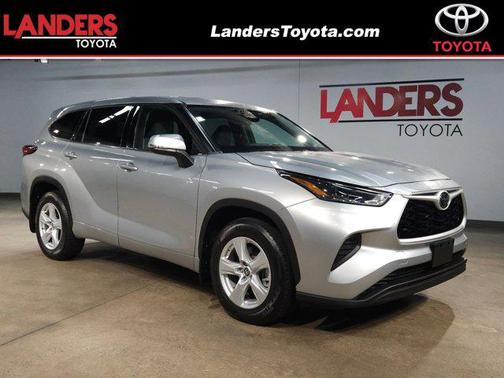 2022 Toyota Highlander L