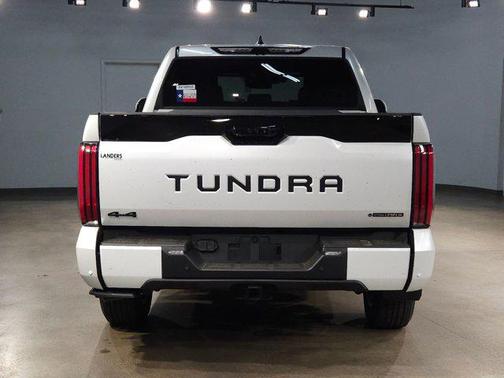 2025 Toyota Tundra Hybrid Platinum