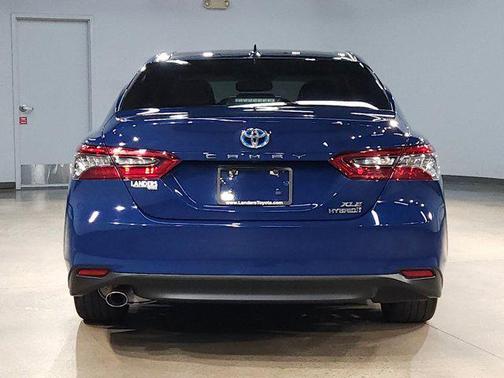 2024 Toyota Camry Hybrid XLE