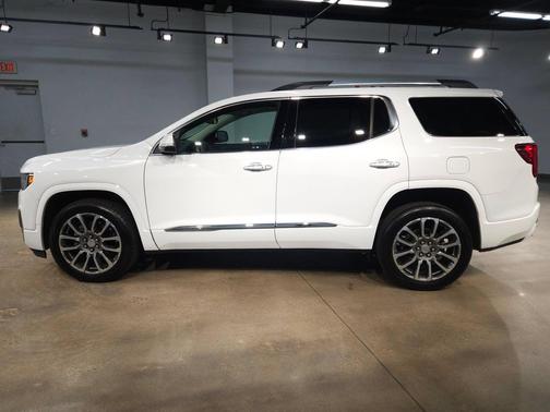 Summit White 2023 GMC Acadia Denali