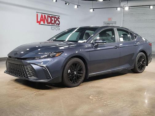 Dk Cosmos 2026 Toyota Camry SE