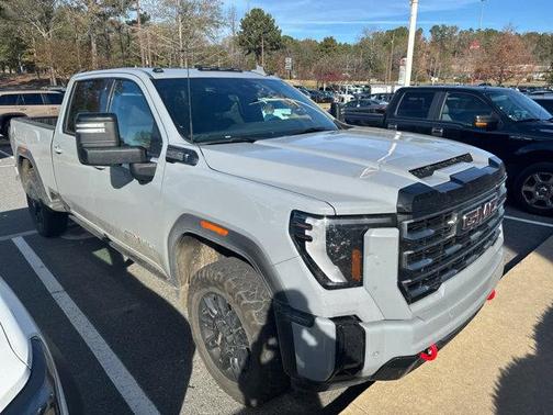2025 GMC Sierra 2500 AT4