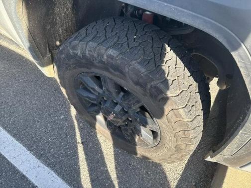 2025 GMC Sierra 2500 AT4