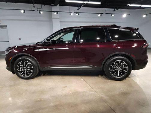 2025 Lincoln Nautilus Premiere