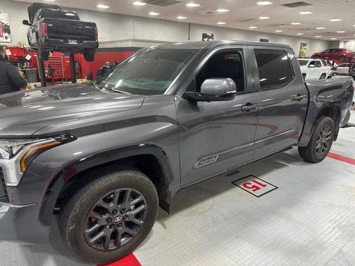 2025 Toyota Tundra Platinum