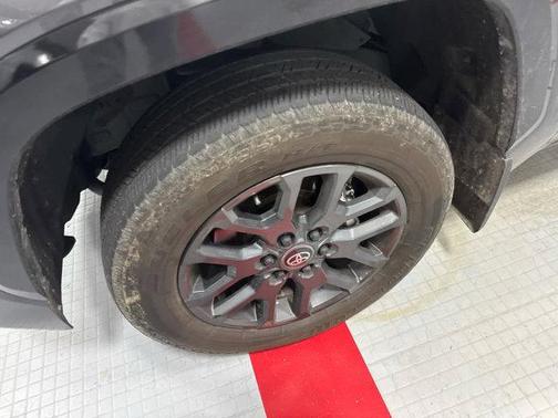 2025 Toyota Tundra Platinum