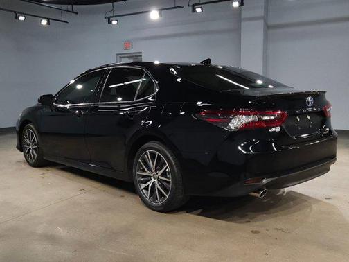 2024 Toyota Camry Hybrid XLE