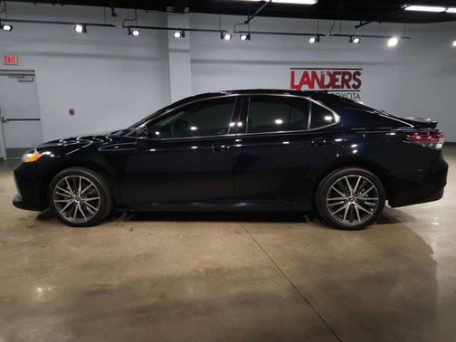 2024 Toyota Camry Hybrid XLE