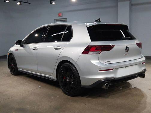 2023 Volkswagen Golf GTI 2.0T SE DSG