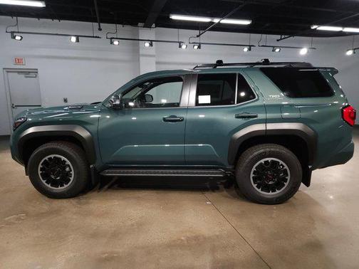 2025 Toyota 4Runner TRD Off Road