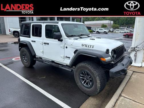 Bright White Clearcoat 2024 Jeep Wrangler Willys