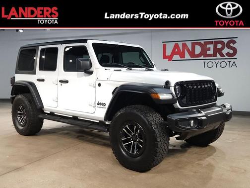 Bright White Clearcoat 2024 Jeep Wrangler Willys