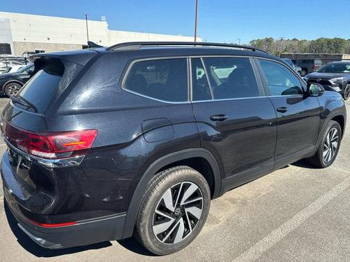 2024 Volkswagen Atlas 2.0T SE w/Technology 4MOTION