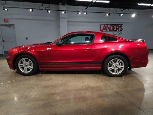 2013 Ford Mustang V6