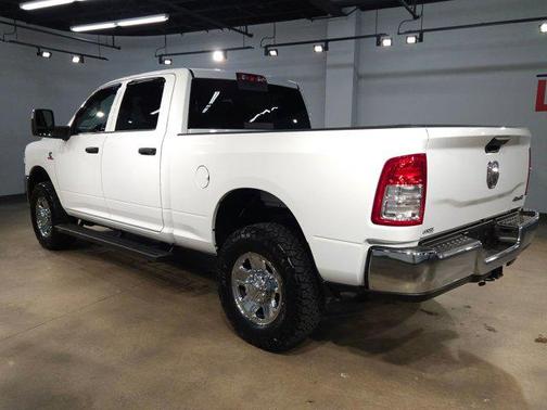 2024 RAM 2500 Tradesman Crew Cab 4x4 6'4' Box