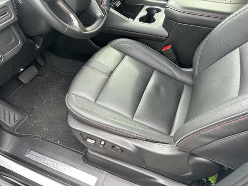 2023 Chevrolet Tahoe 4WD RST