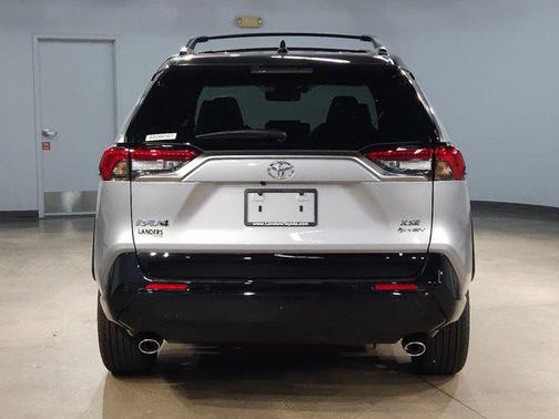 2025 Toyota RAV4 Hybrid SE
