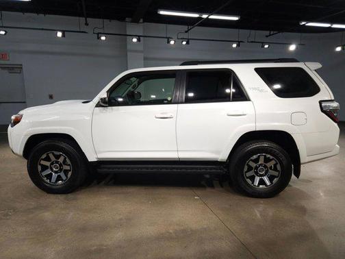 2024 Toyota 4Runner TRD Off Road