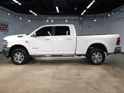 2022 RAM 2500 Laramie Crew Cab 4x4 6'4' Box